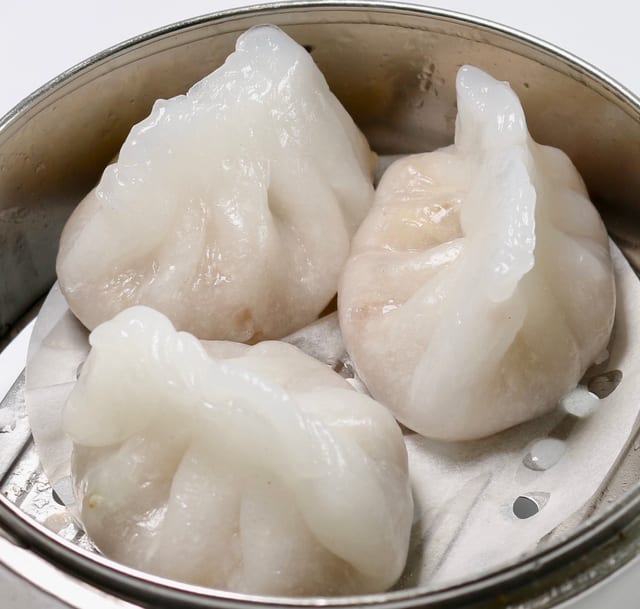 蒸港式流沙包 L - [Chiu Chow Dumpling with Peanuts].