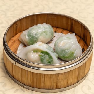 鮮蝦豆苗餃 [Pea Sprout Shrimp Dumpling]